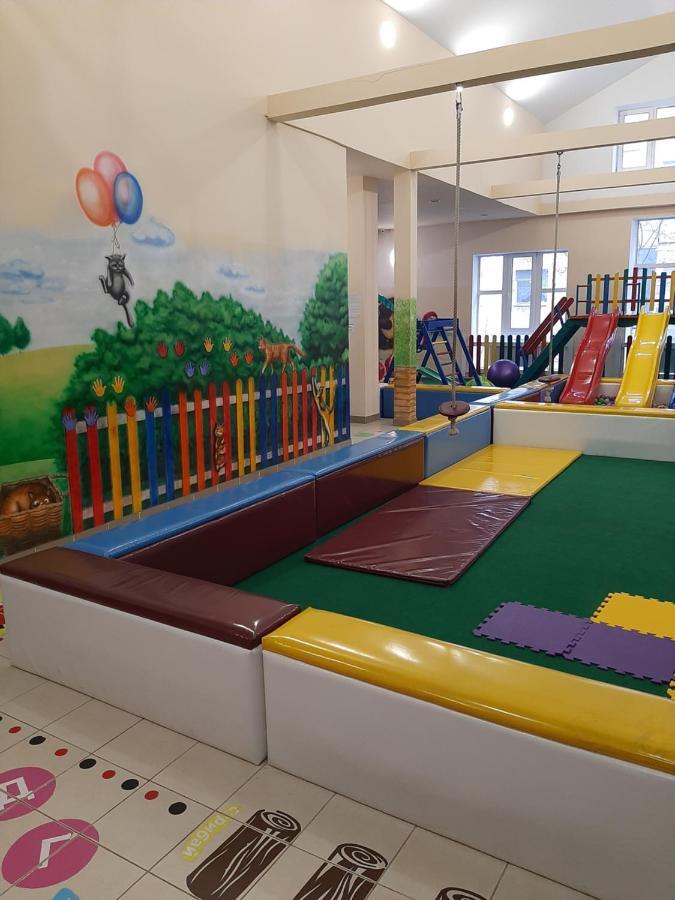 Hotel Pivdennyi Oleksandriia Esterno foto